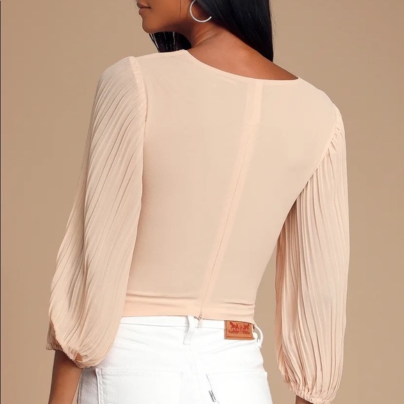 Win Again Blush Pleated Knotted Top | Medium - Picture 6 of 7